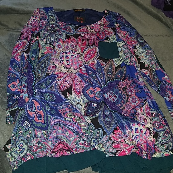 Tops - Colorful Long Sleeve Blouse Tops - Colorful Long Sleeve Blouse